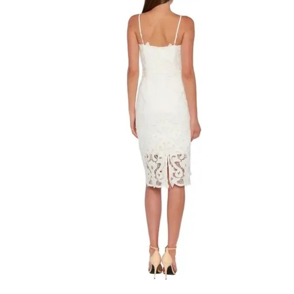 Bardot Lina Lace sheath midi dress in white - Picture 3 of 6